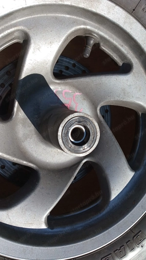 Yamaha Majesty DX 250 első kerék  - kép 6