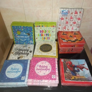 Üzletbezárás miatt 110 csomag party papír szalvéta eladó, ÚJ! - kép 4