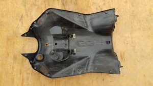 Kymco Agility 125 - 200 térdidom - kép 9