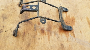 Kymco Agility 125 - 200 hátsó sárvédő taró keret - kép 3