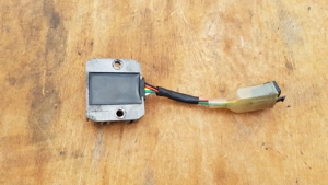 Kymco Agility 125 - 200 feszültségszabályzó - kép 6