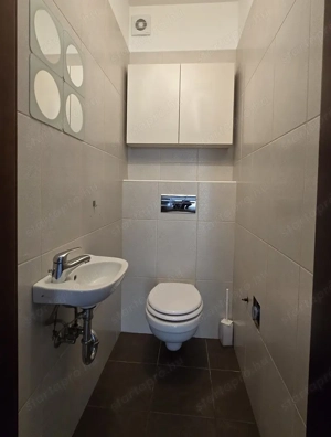 Monor központi részén földszinti, 72 m2-es, 3 szoba+nappalis erkélyes lakás, saját parkolóval - kép 9