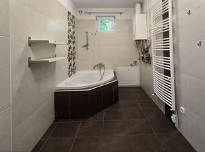 Monor központi részén földszinti, 72 m2-es, 3 szoba+nappalis erkélyes lakás, saját parkolóval - kép 7