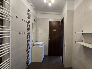 Monor központi részén földszinti, 72 m2-es, 3 szoba+nappalis erkélyes lakás, saját parkolóval - kép 8