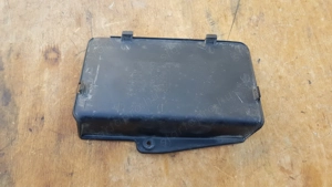 Honda Foresight 250 szervízfedél sisaktartóba - kép 4