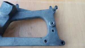 Piaggio Xevo 400 hátsó lengőkar - kép 4