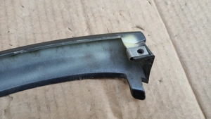 Piaggio Xevo 125 - 400 közép idom alsó - kép 6