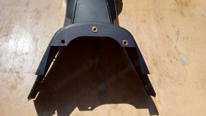 Piaggio Xevo 125 - 400 taposó közép - kép 3