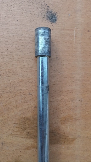 Piaggio Xevo 125 - 400 első keréktengely - kép 3