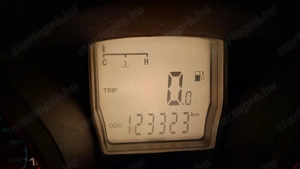 Piaggio Xevo 400 km óra műszerfal - kép 4