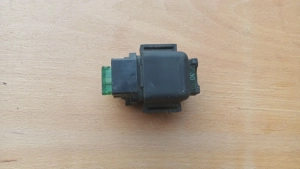 Piaggio Xevo 400 indító relé - kép 4