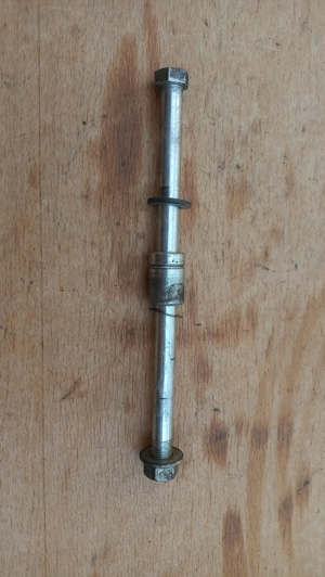 Malaguti Centro 125 - 160 első keréktengely