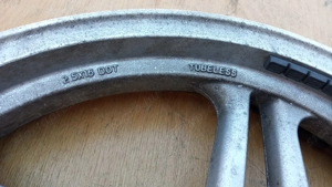 Malaguti Centro 125 - 160 hátsó felni - kép 6