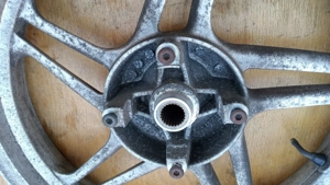 Malaguti Centro 125 - 160 hátsó felni - kép 9