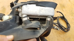 Malaguti Centro 125 - 160 hűtő - kép 8