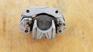 Malaguti Centro 125 - 160 hátsó féknyereg - kép 7