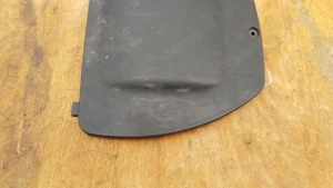 Piaggio Beverly 500 szervízfedél sisaktartóba - kép 3