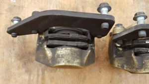 Piaggio Beverly 500 első féknyereg pár - kép 5