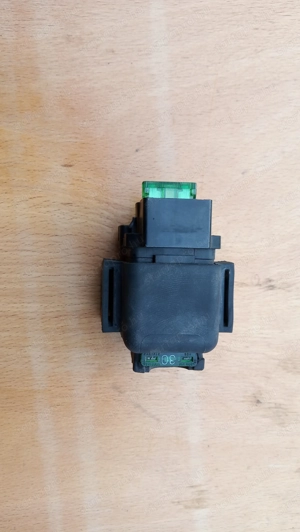 Piaggio Beverly 500 indító relé - kép 4