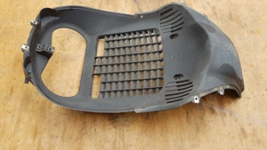 Piaggio Beverly 500 hűtő elötti idom - kép 2