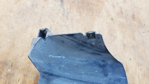 Piaggio Beverly 500 hátsó kerék feletti idom - kép 3