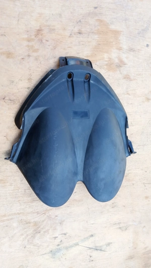 Aprilia Atlantic 125 - 250 plexi alatti idom