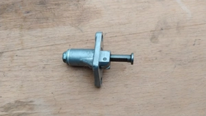 Aprilia Atlantic 125 - 200 láncfeszítő patron - kép 2