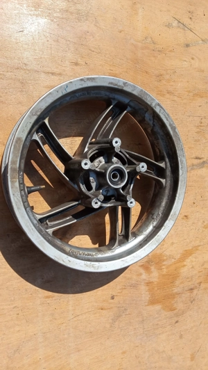 Aprilia Atlantic 125 - 250 első felni - kép 7