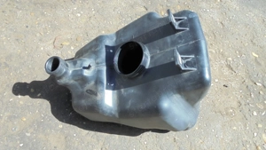 Aprilia Atlantic 125 - 250 üzemanyag tank - kép 5