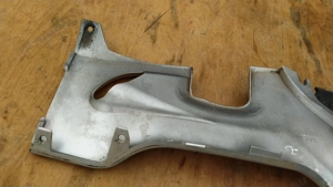 Suzuki Burgman 250 - 400 taposó alatti idom balos - kép 4