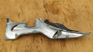 Suzuki Burgman 250 - 400 taposó alatti idom balos - kép 9