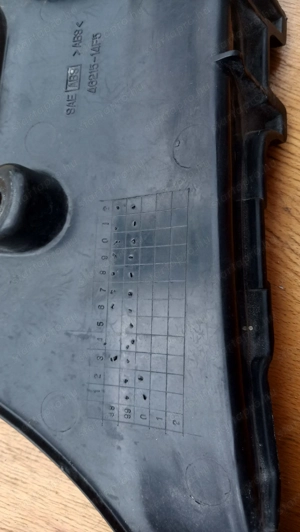 Suzuki Burgman 400 háttámla burkolat - kép 2