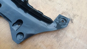 Suzuki Burgman 400 háttámla burkolat - kép 3