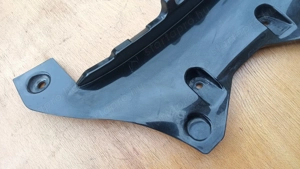 Suzuki Burgman 400 háttámla burkolat - kép 6