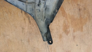 Suzuki Burgman 250 - 400 hátsó sárvédő - kép 7