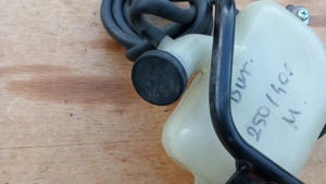 Suzuki Burgman 250 - 400 kiegyenlítő tartály - kép 5