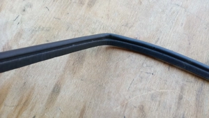 Suzuki Burgman 400 ülés gumi - kép 3