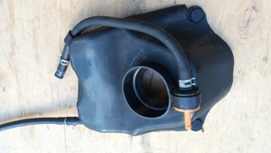 Suzuki Burgman 250 - 400 üzemanyag tálca - kép 2