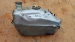 Suzuki Burgman 250 - 400 üzemanyag tank - kép 6