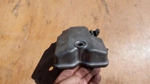 Suzuki Burgman 400 szelepfedél - kép 3