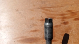 Suzuki Burgman 250 - 400 első keréktengely - kép 2