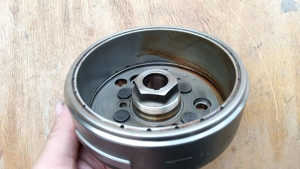 Suzuki Burgman 250 - 400 lendkerék - kép 8