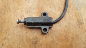 Suzuki Burgman 250 - 400 oldaltámasz kapcsoló - kép 3