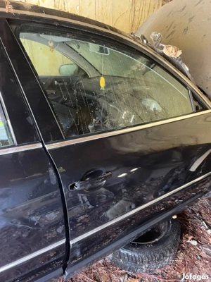 Rozsdamentes Volkswagen Passat B5.5 jobbos első hátsó ajtó fekete hibátlan csak poros ár db - kép 3