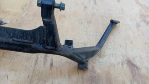 Suzuki Burgman 250 - 400 középtámasz - kép 4