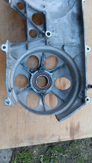 Suzuki Burgman 400 kuplung fedél - kép 5