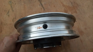 Suzuki Burgman 250 - 400 első felni - kép 3