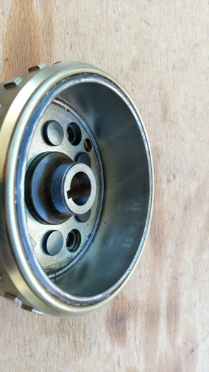 Kymco Xciting 250 - 300 i.e R lendkerék - kép 3