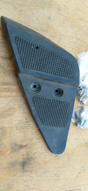 Honda Pantheon 125 - 150 2T hátsó taposó gumi - kép 2