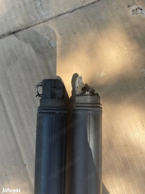 Skoda superb III csomagtér ajtó teleszkópok posta megoldható 3v9827851B  - kép 2